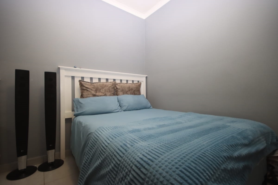 To Let  Bedroom Property for Rent in Kidds Beach Eastern Cape